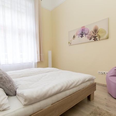 בודפשט Bpm: Dob70 Classic Apartment In Downtown מראה חיצוני תמונה