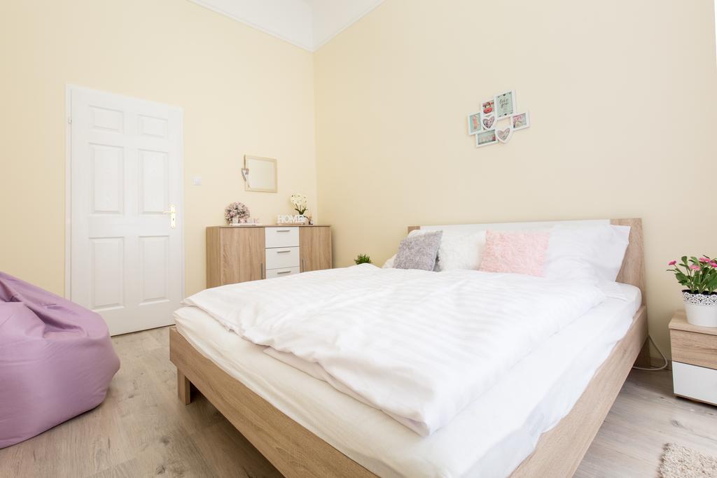 בודפשט Bpm: Dob70 Classic Apartment In Downtown חדר תמונה