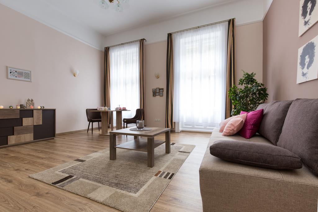 בודפשט Bpm: Dob70 Classic Apartment In Downtown חדר תמונה