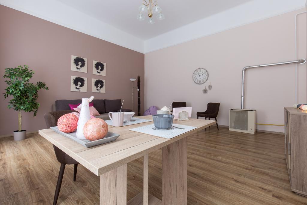 בודפשט Bpm: Dob70 Classic Apartment In Downtown חדר תמונה